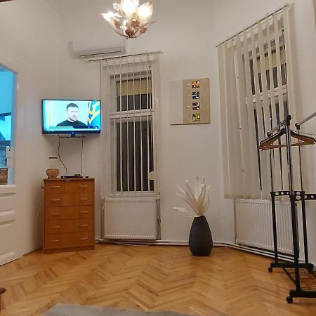 Civis Gold Apartman Debrecen Esterno foto
