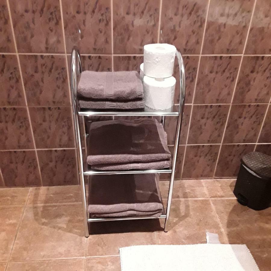 Civis Gold Apartman Debrecen Esterno foto